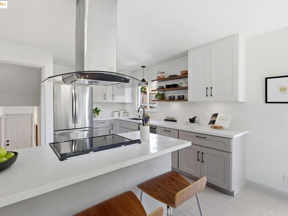 2850 Jennifer Dr, Castro Valley CA 94546