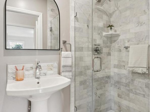 3328 Herrier St, Oakland CA 94602