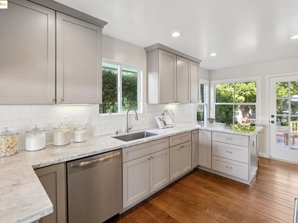 3328 Herrier St, Oakland CA 94602