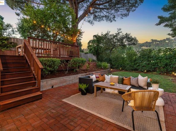 3328 Herrier St, Oakland CA 94602