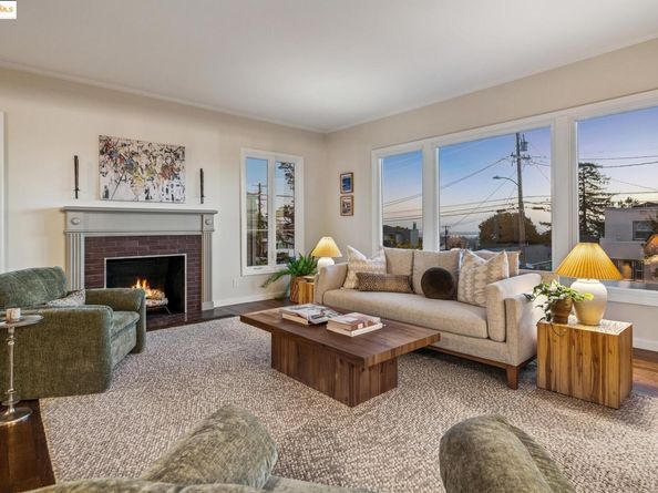 3328 Herrier St, Oakland CA 94602