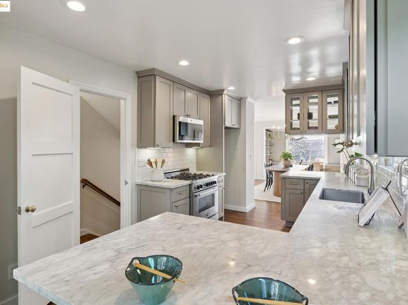 3328 Herrier St, Oakland CA 94602