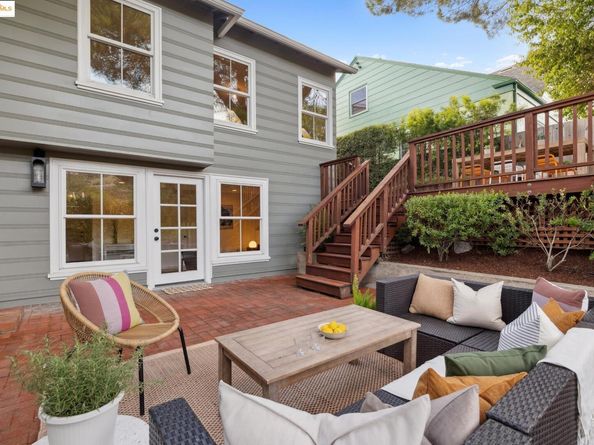 3328 Herrier St, Oakland CA 94602