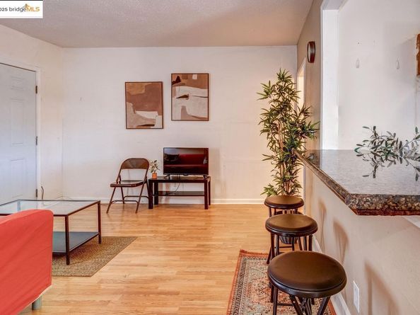 701 Alamo Ave, Richmond CA 94801