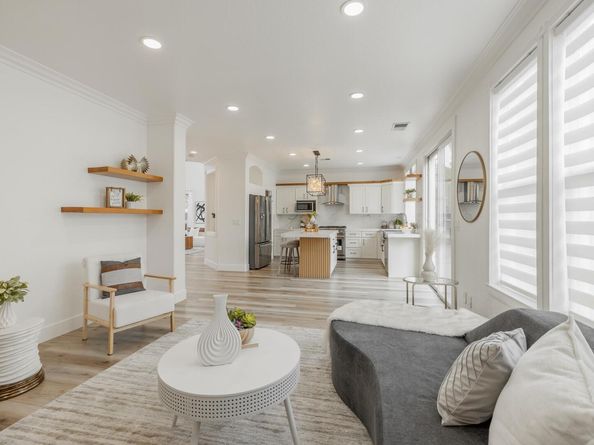 498 Esplanade Ln, San Jose CA 95138