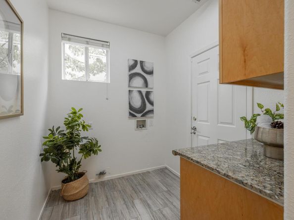 498 Esplanade Ln, San Jose CA 95138