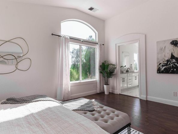 498 Esplanade Ln, San Jose CA 95138