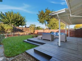 28 Temple Ct, Pacheco CA 94553