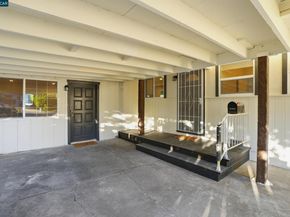 28 Temple Ct, Pacheco CA 94553