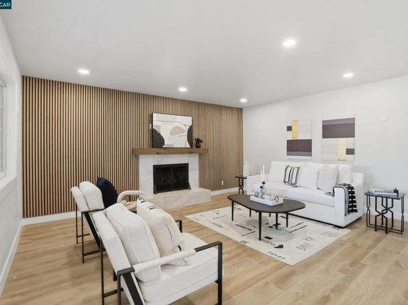 28 Temple Ct, Pacheco CA 94553