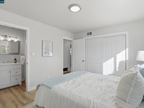 28 Temple Ct, Pacheco CA 94553