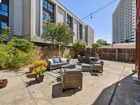 1410 Lakeshore Ave 5, Oakland CA 94606