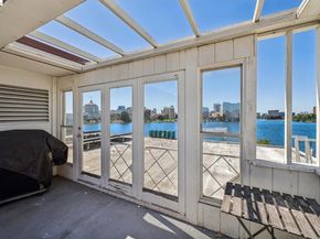 1410 Lakeshore Ave 5, Oakland CA 94606