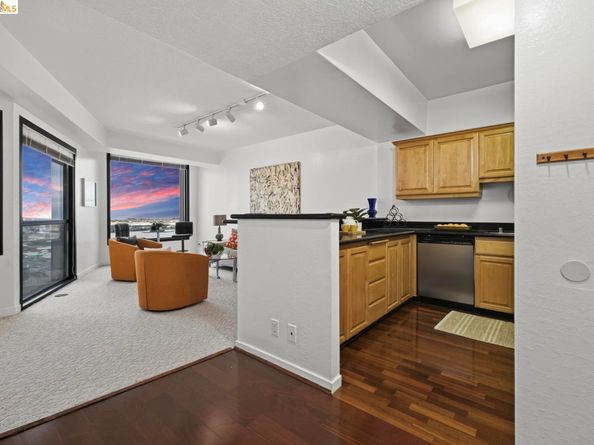 6363 Christie Ave 2701, Emeryville CA 94608