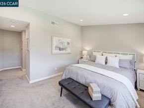 4521 Terra Granada Dr 4B, Walnut Creek CA 94595