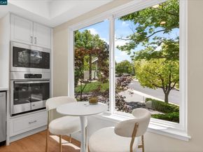 896 Terra California Dr 1, Walnut Creek CA 94595