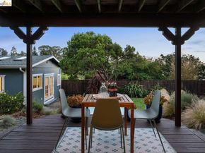 7008 Thornhill Dr, Oakland CA 94611