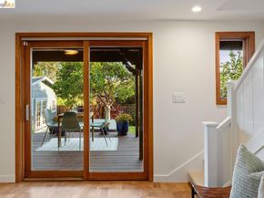 7008 Thornhill Dr, Oakland CA 94611