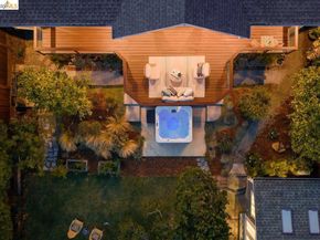 7008 Thornhill Dr, Oakland CA 94611