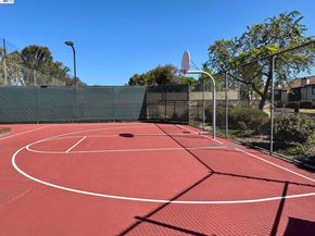 14382 Outrigger Dr, San Leandro CA 94577