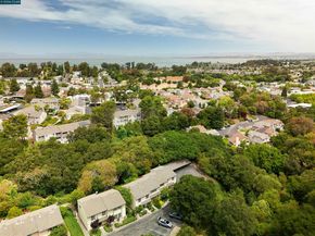 1888 Tesoro Ct, Pinole CA 94564