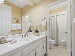 453 Old Oak Rd, Livermore CA 94550