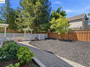 453 Old Oak Rd, Livermore CA 94550