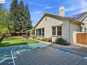 453 Old Oak Rd, Livermore CA 94550