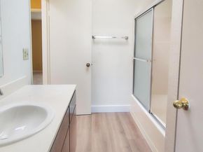 3161 Birmingham Dr 205, Richmond CA 94806