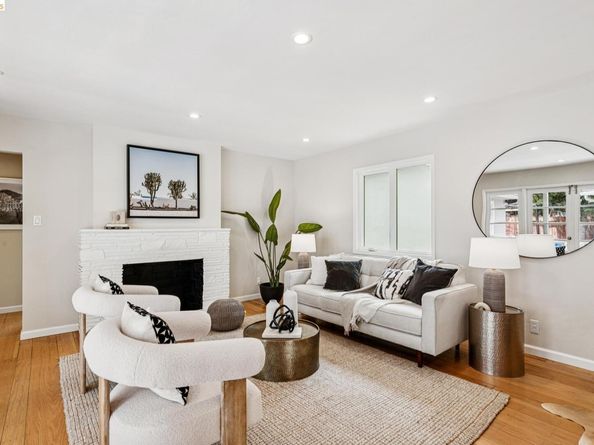 5801 Leona St, Oakland CA 94605