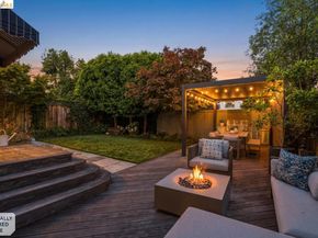901 Paramount Rd, Oakland CA 94610
