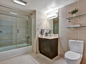311 Oak St Pent 9, Oakland CA 94607