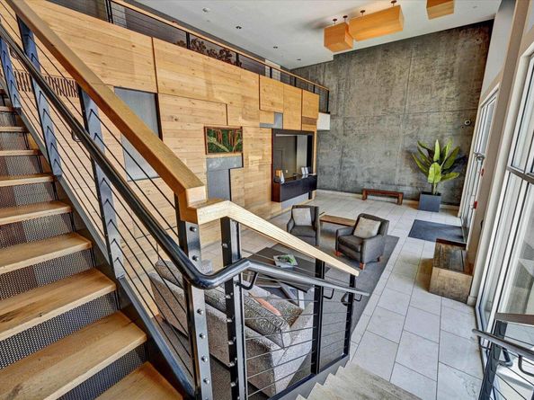 311 Oak St Pent 9, Oakland CA 94607