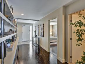 311 Oak St Pent 9, Oakland CA 94607