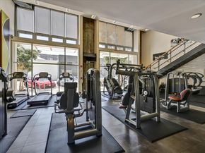 311 Oak St Pent 9, Oakland CA 94607