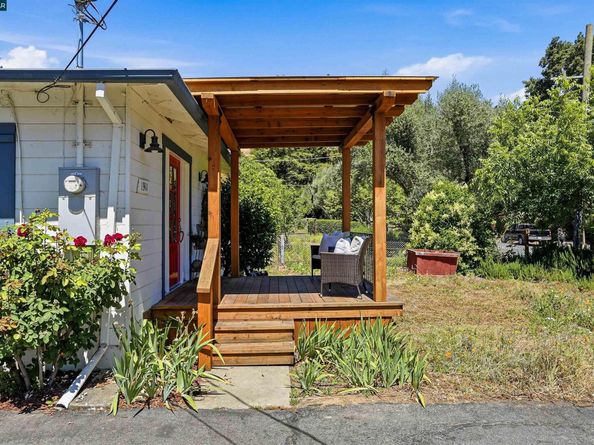 1911 Franklin Canyon Rd, Martinez CA 94553