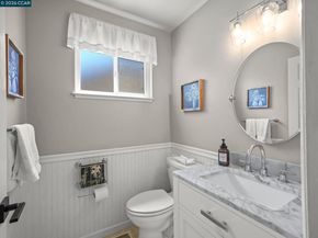 19009 Helton St, Castro Valley CA 94546