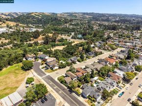 19009 Helton St, Castro Valley CA 94546