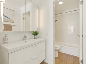545 Pierce St 2313, Albany CA 94706