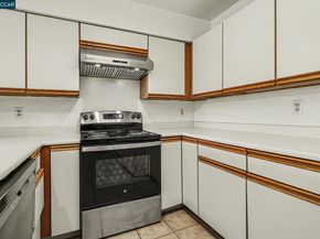1207 Melville Sq 314B, Richmond CA 94804