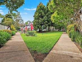 1207 Melville Sq 314B, Richmond CA 94804