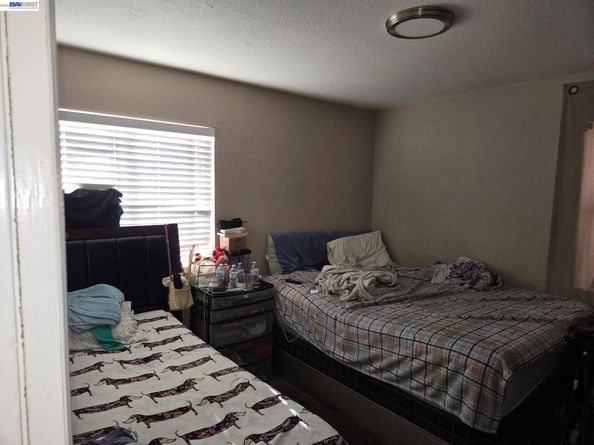 1409 Pennsylvania, Richmond CA 94801