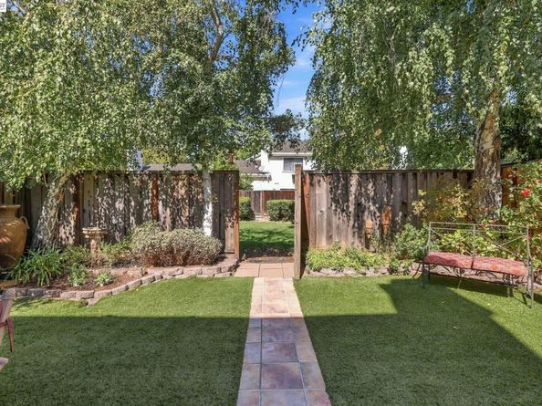 1125 Shady Creek Pl, Danville CA 94526