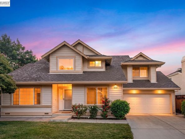 282 Del Valle Ct, Pleasanton CA 94566