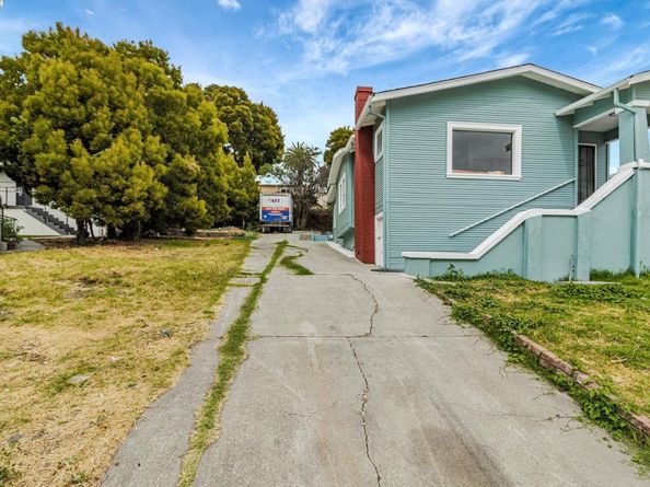 9700 Macarrthur Blvd., Oakland CA 94605