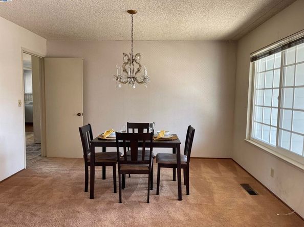 2295 Camino Brazos, Pleasanton CA 94566