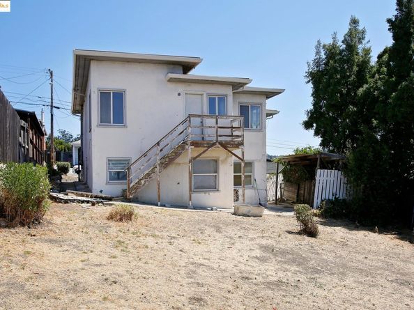 9889 Burr St, Oakland CA 94605