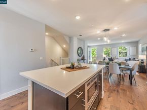 467 Mitchell Ave, Alameda CA 94501