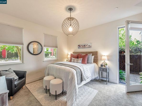 467 Mitchell Ave, Alameda CA 94501