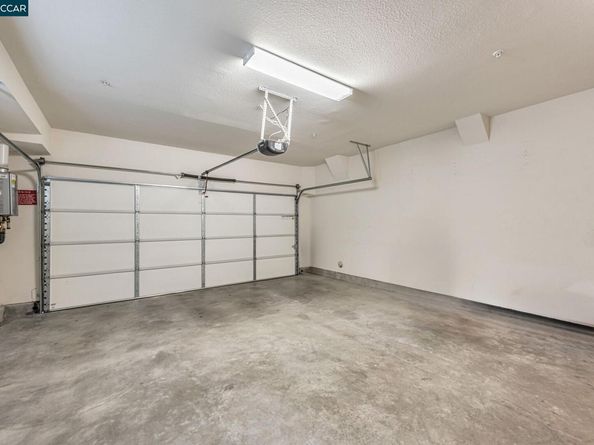 467 Mitchell Ave, Alameda CA 94501